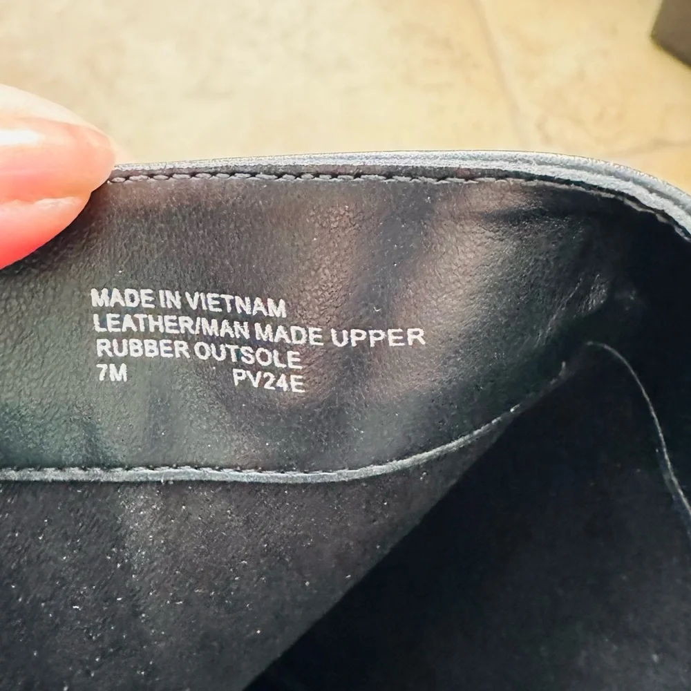 NIB Michael Kors Mindy Leather Equestrian Style Bombe Tall Black Boot Size 7